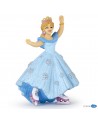 PRINCESS WITH ICE SKATES