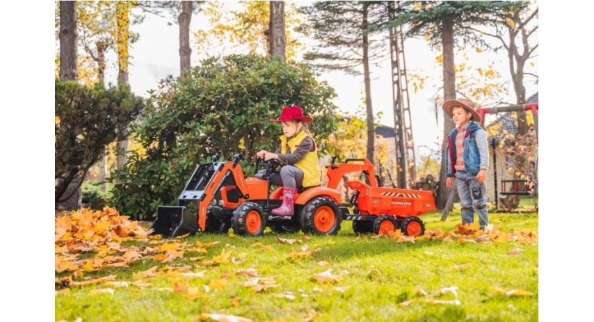 Falk Kubota M135GX Pedal backhoe Loader with Front Loader, Rear Excavator and Maxi Tilt trailer, Ride-on +3 years FA2090W