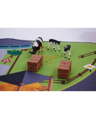Kids Globe Farm Playmat 59"L x 39"W KG570347