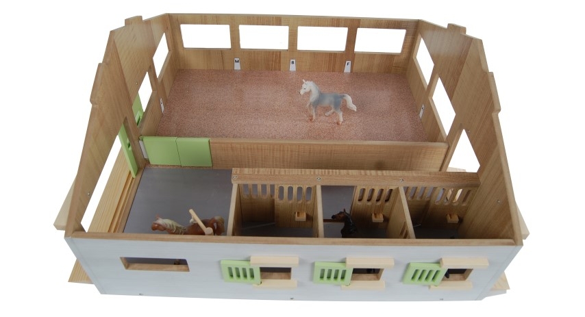 Kids Globe 1:32 Scale Wooden Horse stable Toy With 3 Stalls and Indoor Arena KG610271